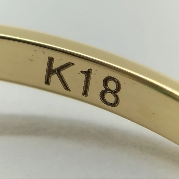 Stunning Natural 1.62 CT Emerald and 0.06ct Diamonds on 18K Ring Size 6.75 - Picture 9 of 12